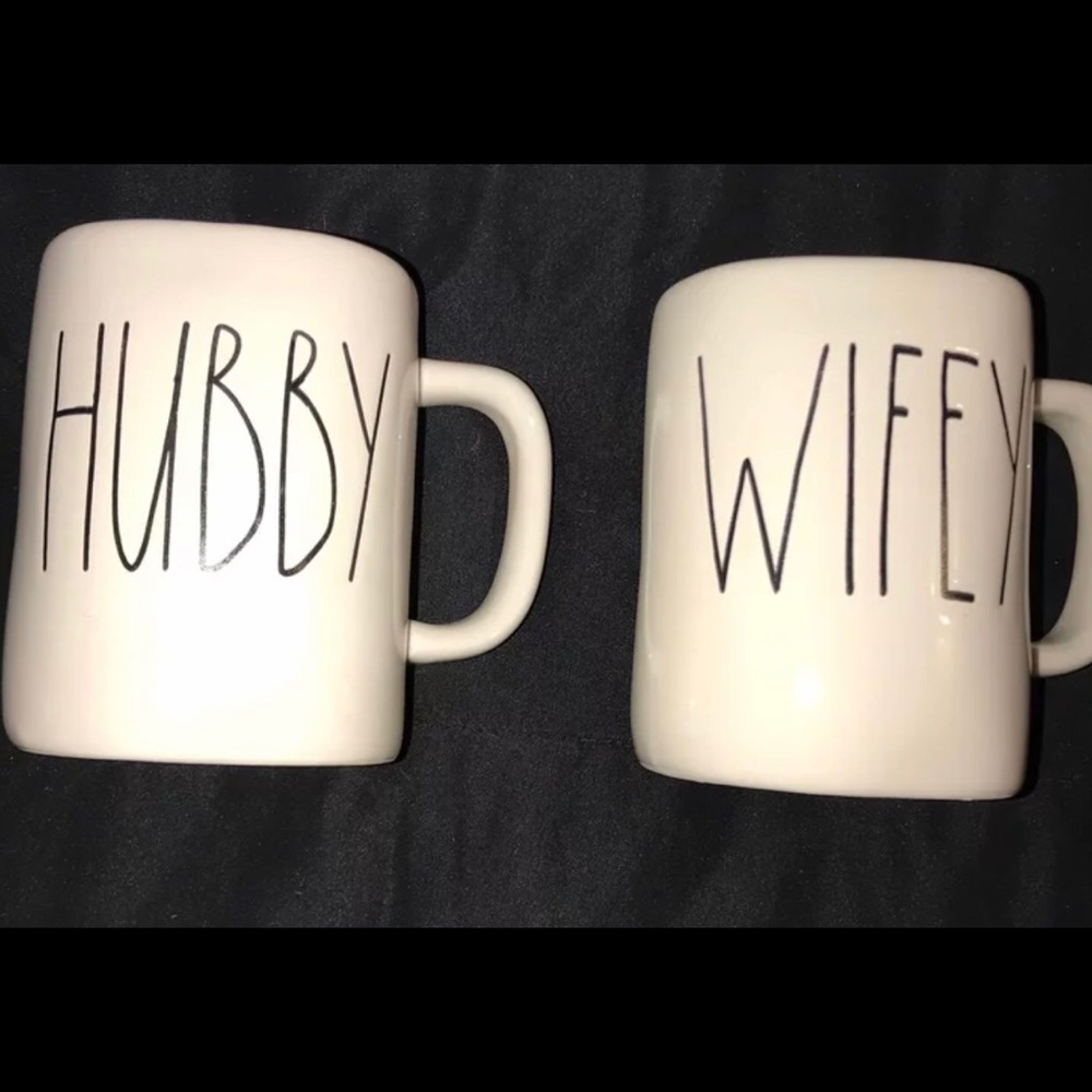 Rae Dunn Mug Set